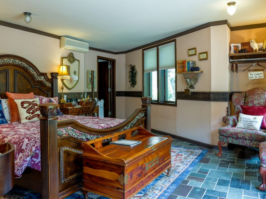 Stone Chalet Bed And Breakfast Inn & Event Center | Ann Arbor