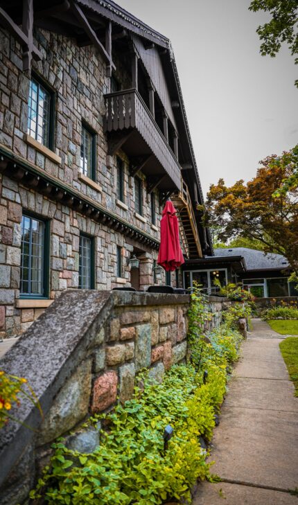 Stone Chalet Bed and Breakfast Inn & Event Center | Ann Arbor